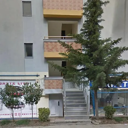 Cheap , 10 Meters From Apartment